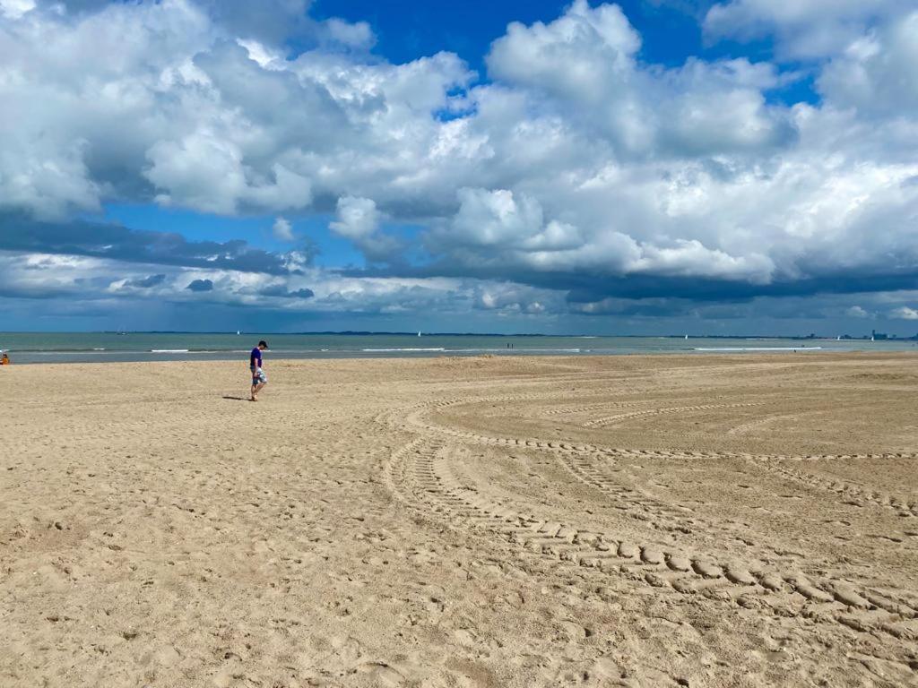 فيلا Natuurhuis Zeeuwse Rust Voor Wandelingen Aan Zee, Fietstochten In Natuur En Culinair Genieten IJzendijke المظهر الخارجي الصورة